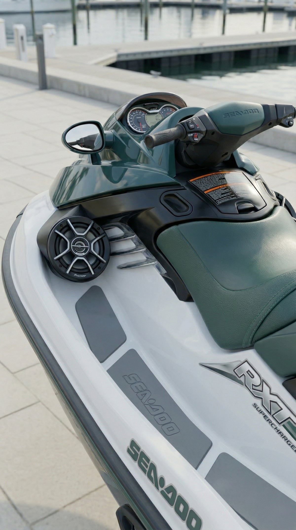 Sea Doo RXT 2007 | Lautsprechergehäuse für 6,5"